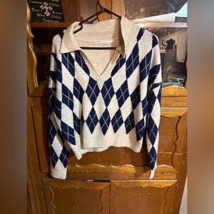 Elegant Argyle V-Neck Sweater